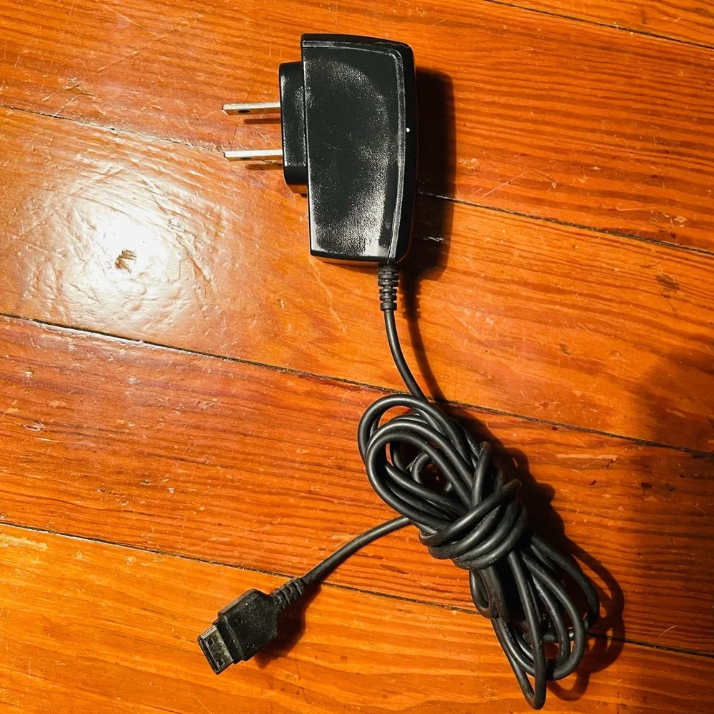 Samsung ATADS10JBE AC Adapter Travel Charger